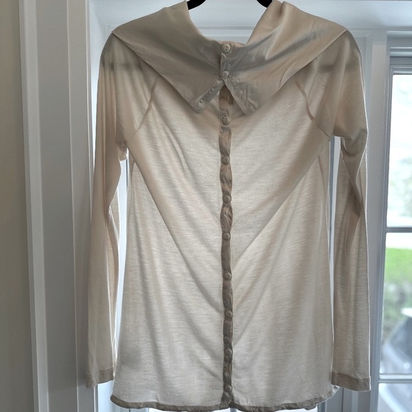 Ted Baker Ivory Long-Sleeve Top with Silk Cowl Neck and Button-Up Back. Size M. - Picture 4 of 13